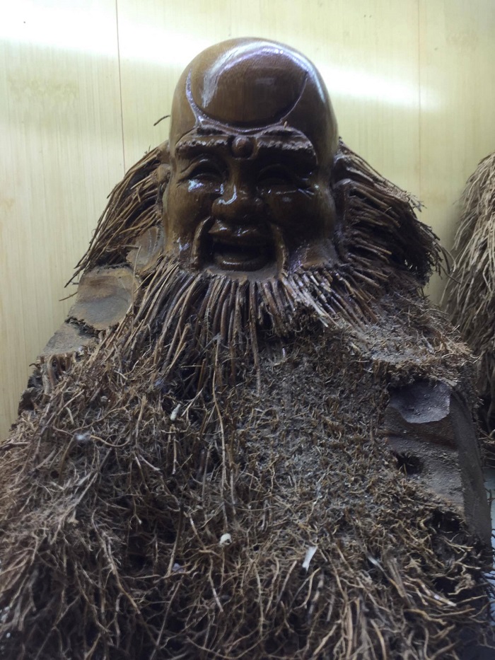 statue racine bambou vieux